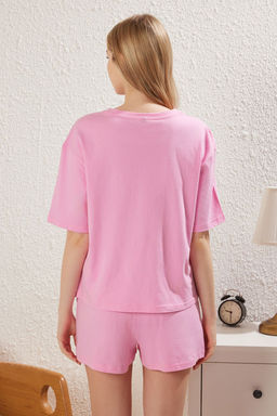 Trendyolmilla Pembe %100 Pamuklu Sloganl? Sortlu Orme Pijama Tak?m? THMSS25PT00244