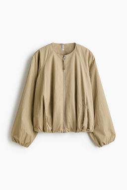 Cazadora bomber con bajo burbuja