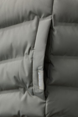 CHALECO ULTRALIGERO CAPUCHA WATER REPELLENT / Beige - Zara фото 6