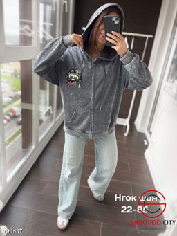 Худи с капюшоном женская на молнии