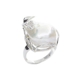 Кольцо с белым жемчугом "Барокко" из ювелирного сплава