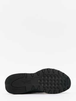 Кроссовки REEBOK CLASSIC LEATHER 2400 Артикул 4123672, черный