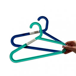 Вешалка "Улыбка", цвета в ассорт. арт. 1982 ЕлПласт