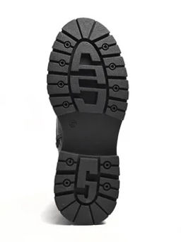 Ботинки Ионесси