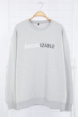 TRENDYOL MAN Antrasit MelanjOversize/Genis Kesim Bisiklet Yaka Yaz? Bask?l? Buyuk Beden Sweatshirt TMNAW25AO00019 - Trendyolmilla фото 6