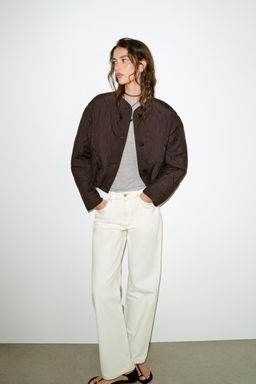 CAZADORA CORTA ACOLCHADA / Marr?n