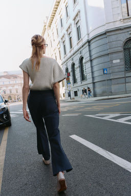 PINSTRIPED TROUSERS WITH BELT - Zara фото 4