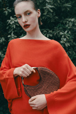 BOLSO DETALLE ASA MET?LICA / Marr?n