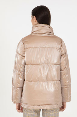 Женское пальто светло-коричневого цвета Неожиданная скидка в корзине