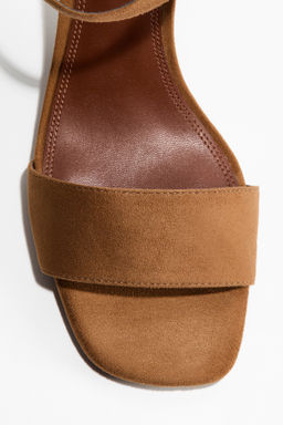 Sandalias con tac?n de bloque - H&m фото 3