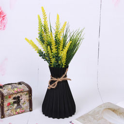 Цена за 2 шт. Ваза из пластика "Селин" 12*17см цвет черный