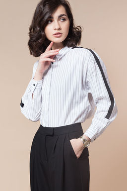 Рубашка свободного силуэта с тесьмой