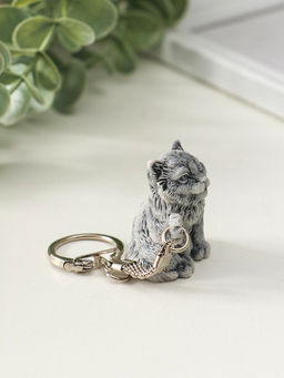 Брелок "Котенок с поднятой лапкой маленький" 3,5 см