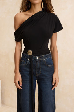 Siyah Asimetrik Yaka Aksesuar Detayl? Party Bluz TPRSS26BD00013 - Trendyolmilla фото 3