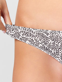 Цена за 2 штуки! Трусы женские бразилиана мльтипак (3ШТ.) молочные с веточками - Mark formelle фото 6