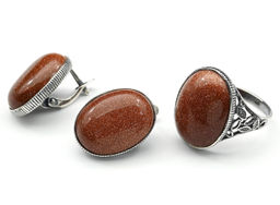 Кольцо Серьги авантюрин имитация размер 19.