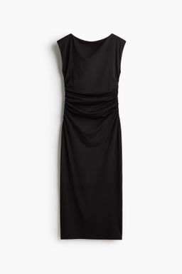 Vestido con mangas japonesas