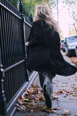 SOFT BUTTON COAT - Zara фото 6