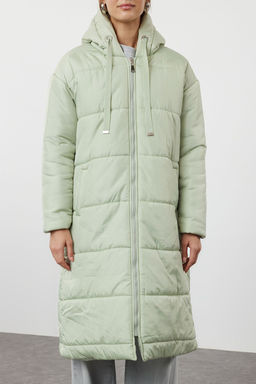 TRENDYOLMILLA Siyah Kapusonlu Su Itici Uzun Sisme Mont TWOAW24MO00136  фото 17