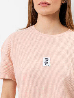 Комплект женский (футболка, шорты) в нежно-розовом оттенке с декором - Mark formelle фото 4