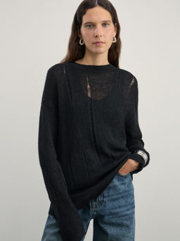 Джемпер с рваными деталями / Zarina