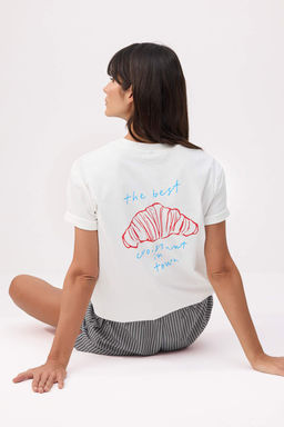 Ekru Bask?l? Oversize/Genis Kal?p K?sa Kollu %100 Pamuk Orme T-Shirt TWOSS26TS00116