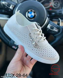 Кроссовки женские весенние