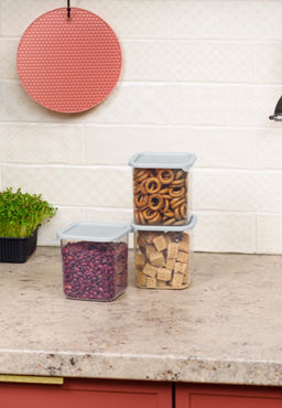 Цена за 2 шт. Банка для сыпучих продуктов Sugar&Spice Vanilla квадратная 0,8л, с гибкой крышкой трюфельSE168410025