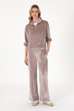 Kad_n Ta_ E_ofman Alt_ Sepette S_rpriz _ndirim