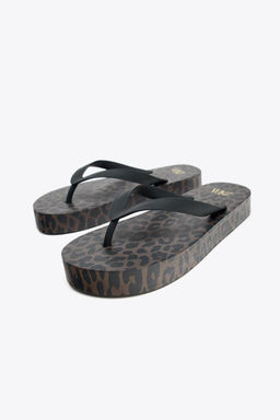 ANIMAL PRINT SANDALS - Zara фото 11
