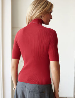 D34.198 Свитер женский темно-красный