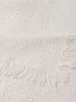 Скатерть «Этель», белая, фактурная, 130×180 см