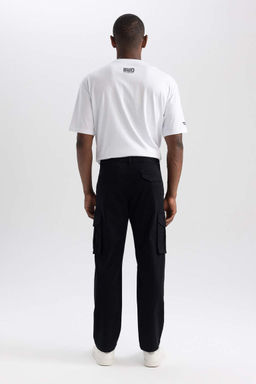 Широкая посадка по фигуре Широкая посадка с нормальной талией Широкие брюки-карго с карманами - Defacto фото 9