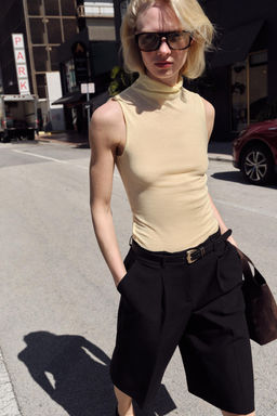 BERMUDA LARGA CINTUR?N / Negro - Zara фото 3