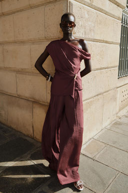 WIDE-LEG DARTED TROUSERS - Zara фото 8