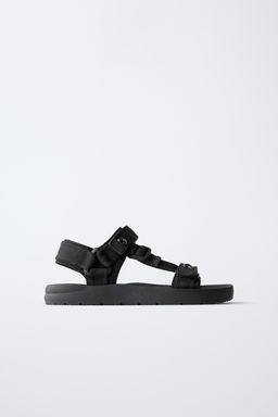 SANDALIA T?CNICA / Negro