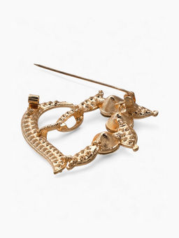 Брошь Сердце в ягодах, белая в золоте