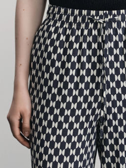 Брюки прямого кроя с принтом / Zarina фото 6