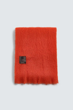BUFANDA MEZCLA LANA 814 EZCARAY X ZARA / Rojo