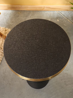 Столик кофейный «Чёрный с золотом», 40.5×40.5×65 см