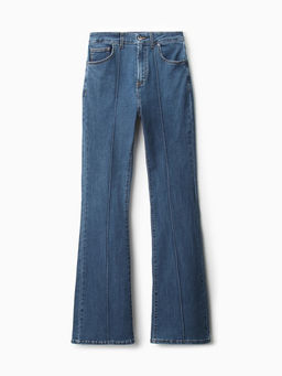 Джинсы женские клёш со стрелкой MINAKU: Jeans Collection, размер 48, синие