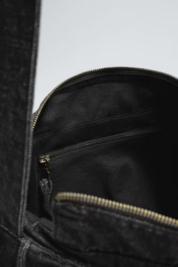 MULTI-POCKET DENIM CROSSBODY BAG - Zara фото 4