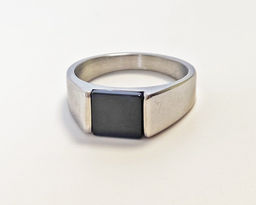 Мужское кольцо из стали