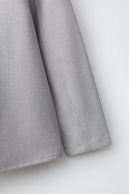 SOBRECAMISA BOLSILLO / Gris perla
