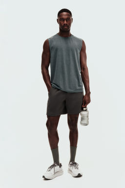 Camiseta de deporte con DryMove Regular Fit - H&m фото 13