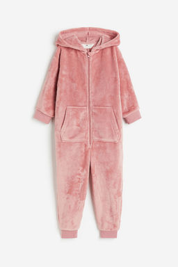 Mono de peluche con capucha