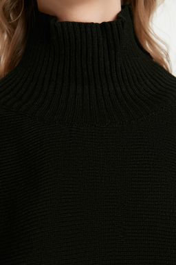Siyah Super Crop Basic Triko Kazak TWOAW21KZ0163
