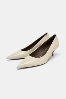KITTEN-HEEL SHOES