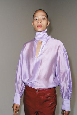 CAMISA SATINADA LAZADAS ZW COLLECTION / Morado