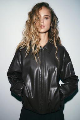 LEATHER EFFECT JACKET WITH ELASTICATED DETAILS - Zara фото 2